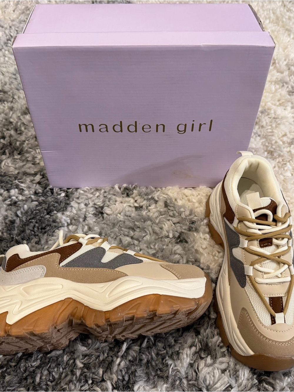 Madden Girl Neutral-Panel Chunky Sneaker in Beige, Brown and Gray